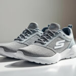 découvrez cette paire de baskets skechers à moins de 50 euros, une offre exceptionnelle disponible dès maintenant sur amazon pour allier style et confort à petit prix.